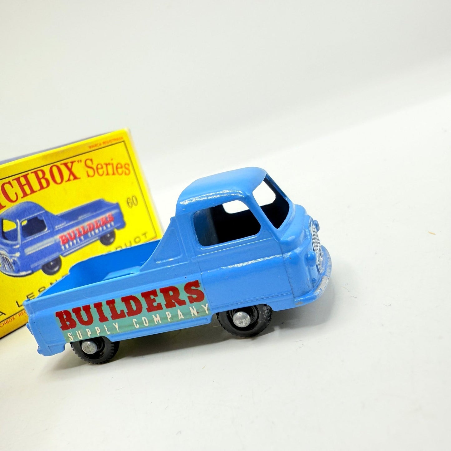 Matchbox Lesney 60a Morris J2 Pick - up BPW without rear window - Magic Matchbox