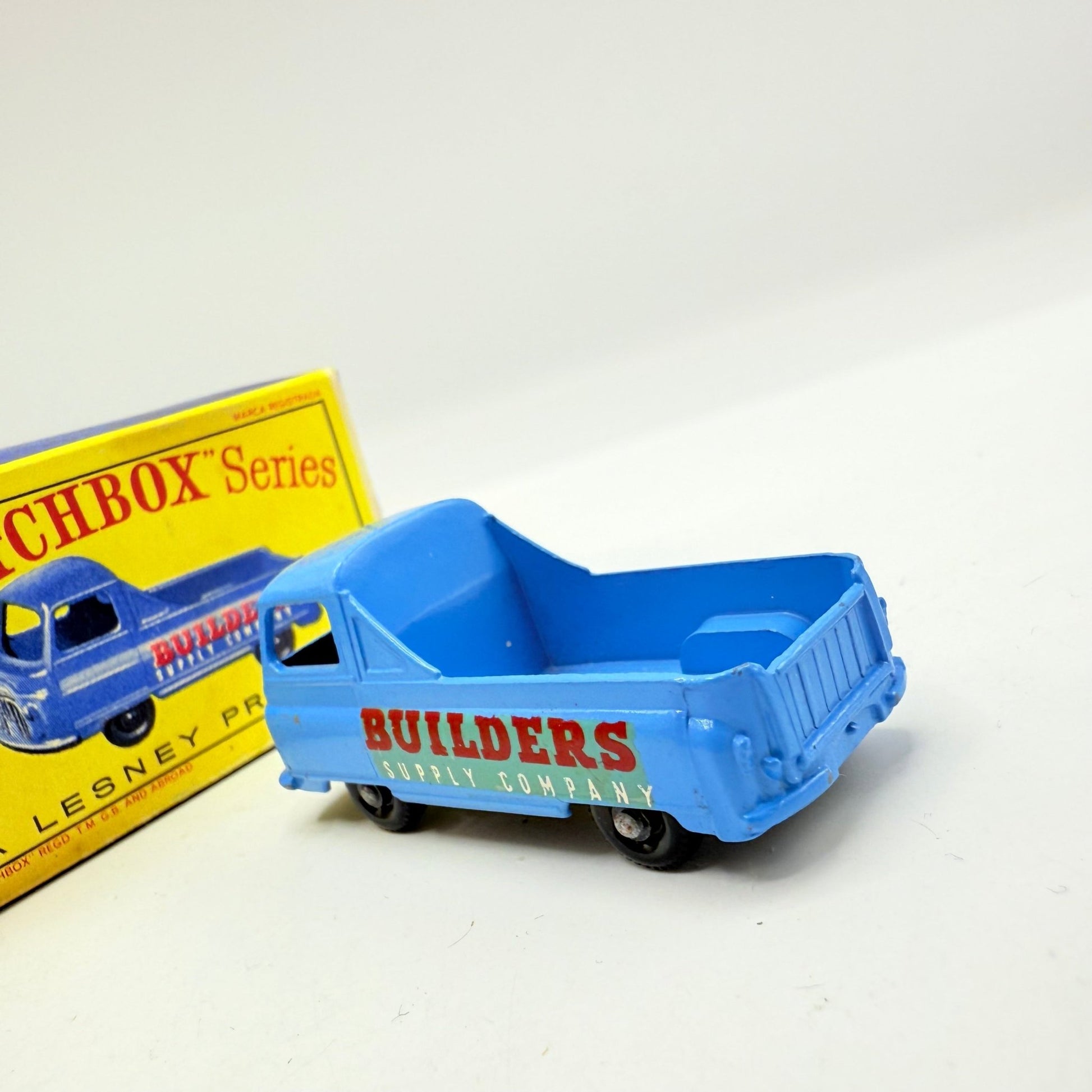 Matchbox Lesney 60a Morris J2 Pick - up BPW without rear window - Magic Matchbox