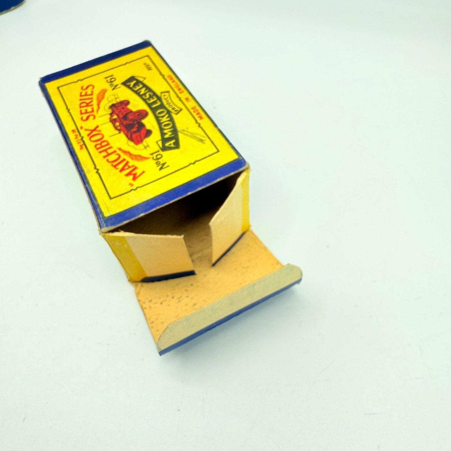 Matchbox Lesney 61a Ferret Scout Car Empty Original Box - Magic Matchbox