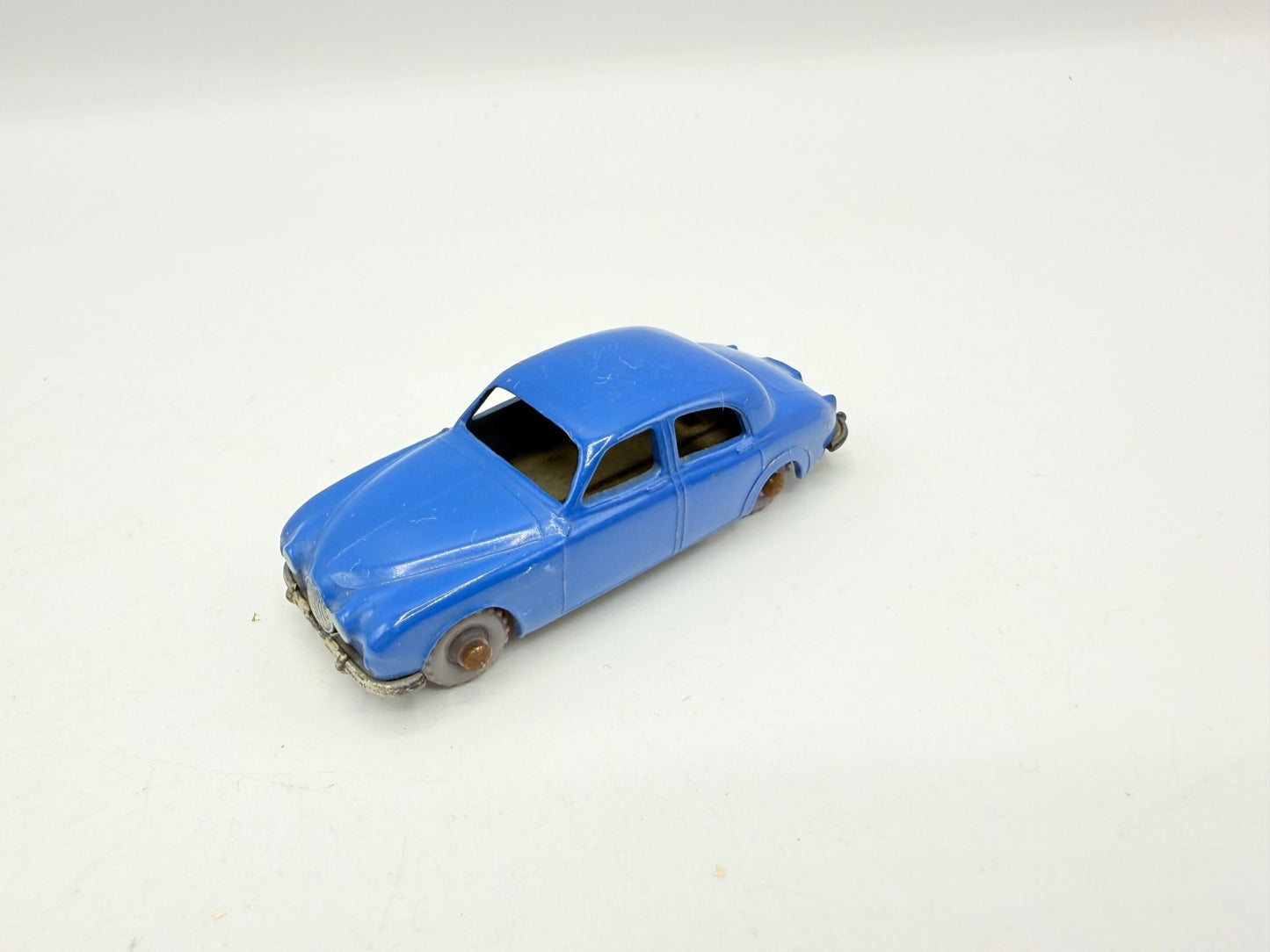 Matchbox Lesney 65a Jaguar 3.4 GPW Silver Licence Plate - Magic Matchbox