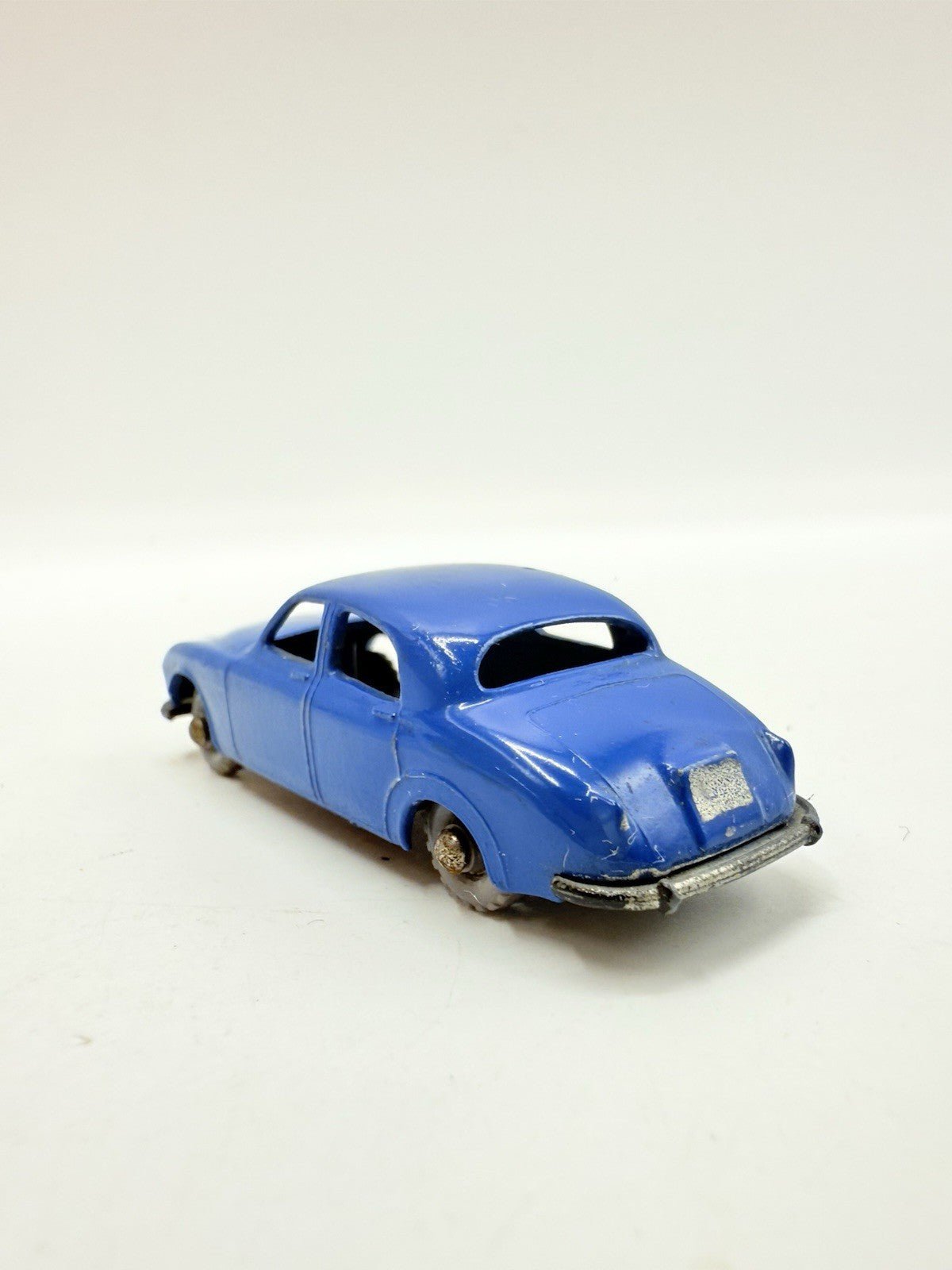 Matchbox Lesney 65a Jaguar 3.4 GPW Silver Licence Plate - Magic Matchbox