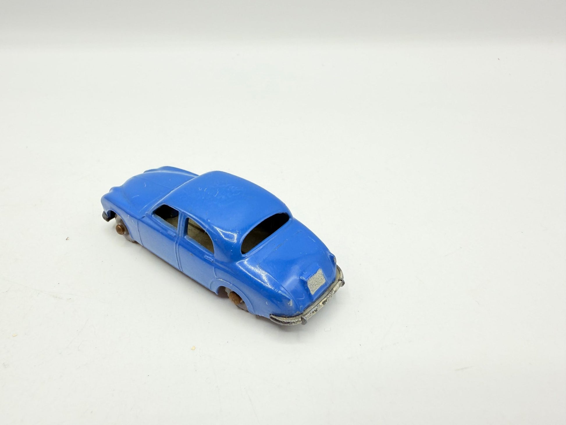 Matchbox Lesney 65a Jaguar 3.4 GPW Silver Licence Plate - Magic Matchbox