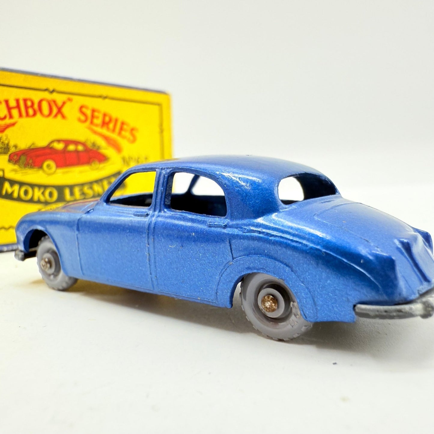Matchbox Lesney 65a Jaguar 3.4 METALLIC BLUE - Magic Matchbox