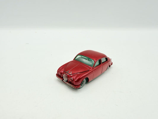 Matchbox Lesney 65b Jaguar 3.4 Litre Sedan SPW - Magic Matchbox