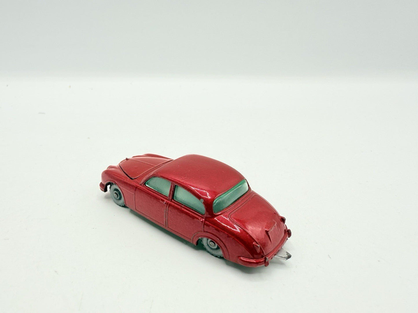 Matchbox Lesney 65b Jaguar 3.4 Litre Sedan SPW - Magic Matchbox
