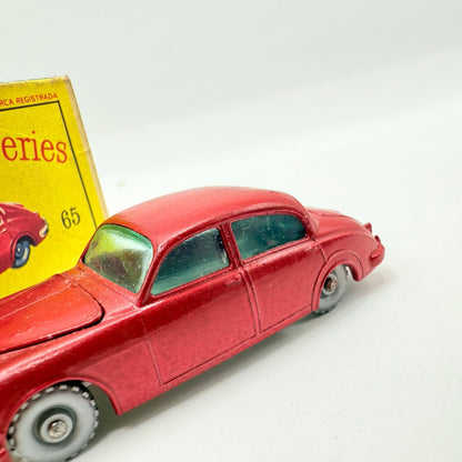 Matchbox Lesney 65b Jaguar 3.8 Litre Saloon SPW - Magic Matchbox