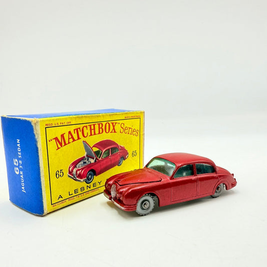 Matchbox Lesney 65b Jaguar 3.8 Litre Saloon SPW - Magic Matchbox