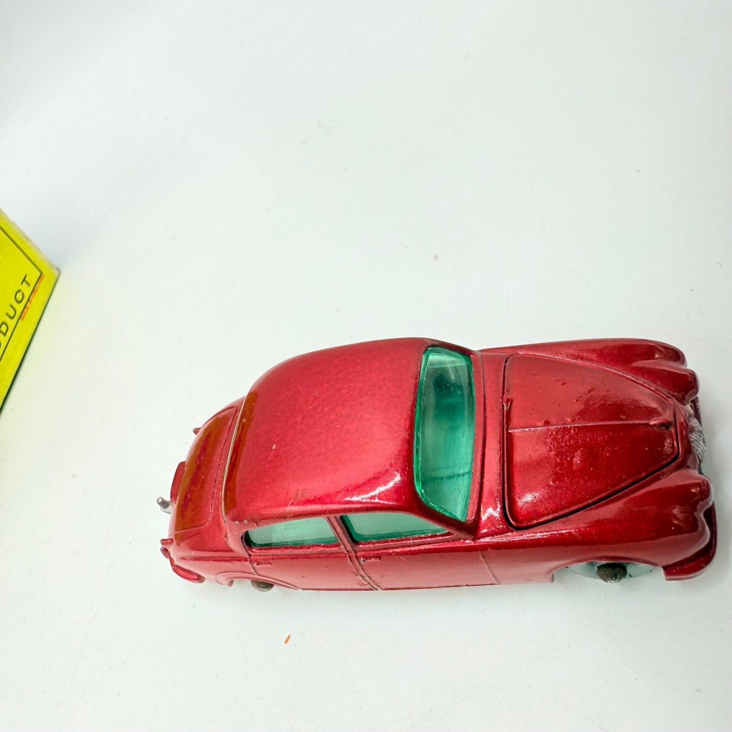 Matchbox Lesney 65b Jaguar 3.8 Litre Saloon SPW - Magic Matchbox