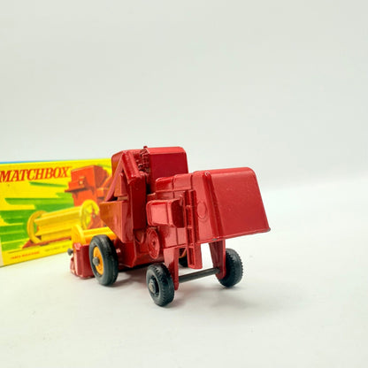 Matchbox Lesney 65c Claas combine harvester - Magic Matchbox