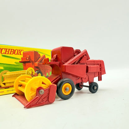 Matchbox Lesney 65c Claas combine harvester - Magic Matchbox
