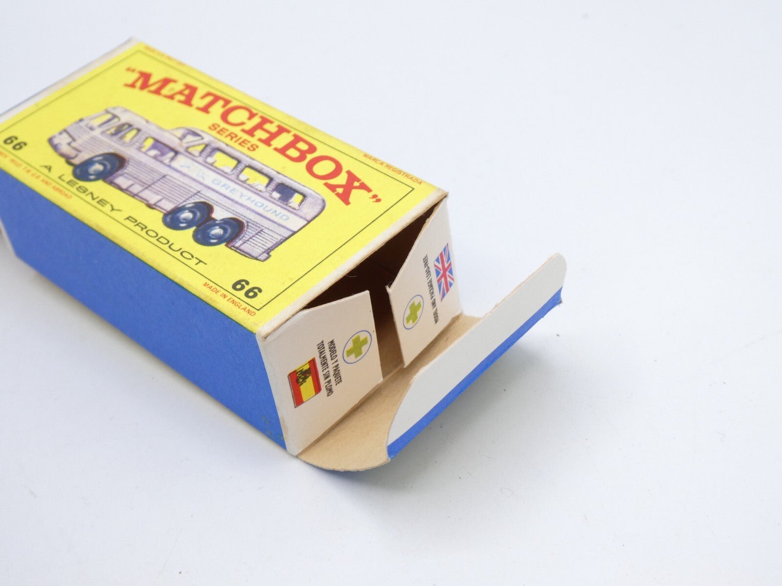 Matchbox Lesney 66 Greyhound Coach - Magic Matchbox