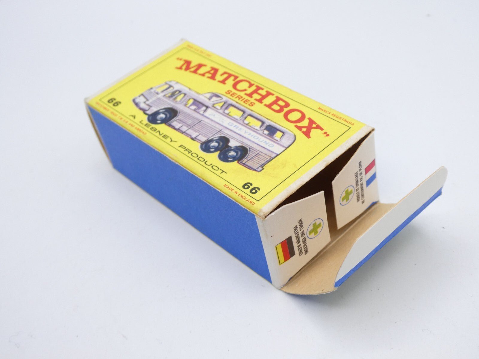 Matchbox Lesney 66 Greyhound Coach - Magic Matchbox