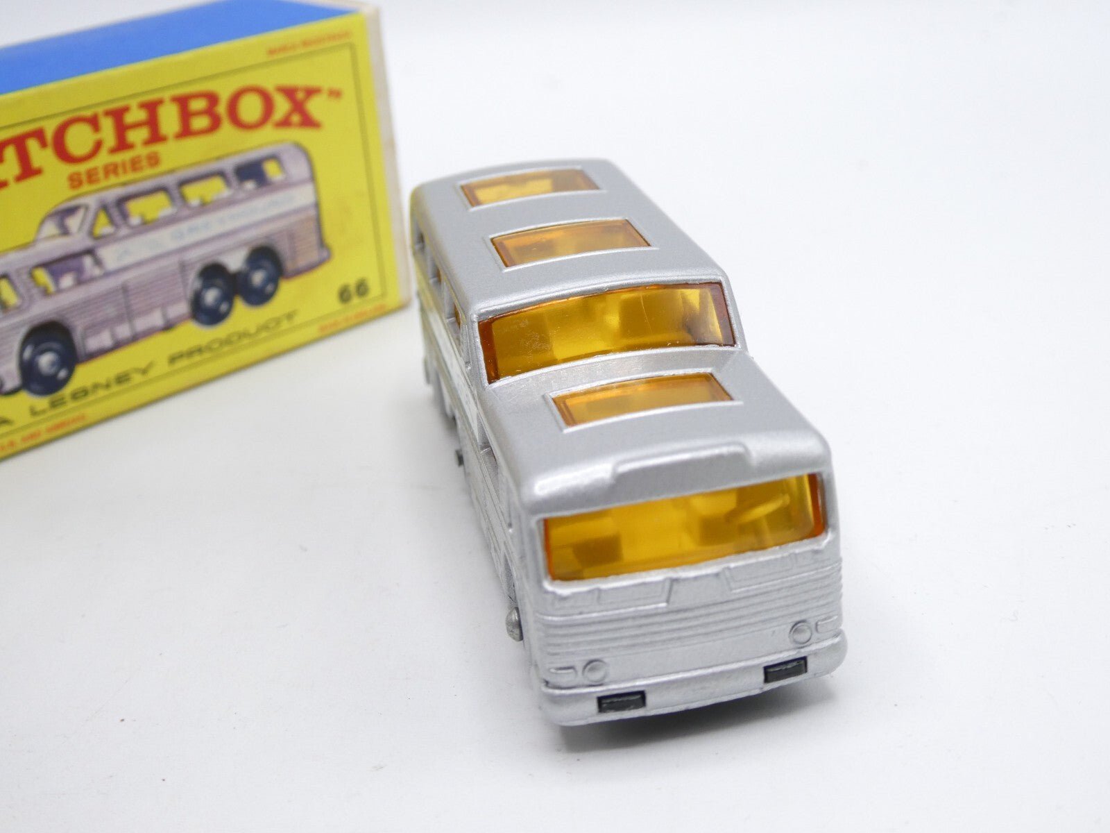 Matchbox Lesney 66 Greyhound Coach - Magic Matchbox