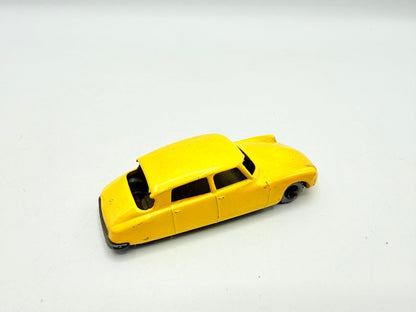 Matchbox Lesney 66a Citroen DS19 GPW - Magic Matchbox