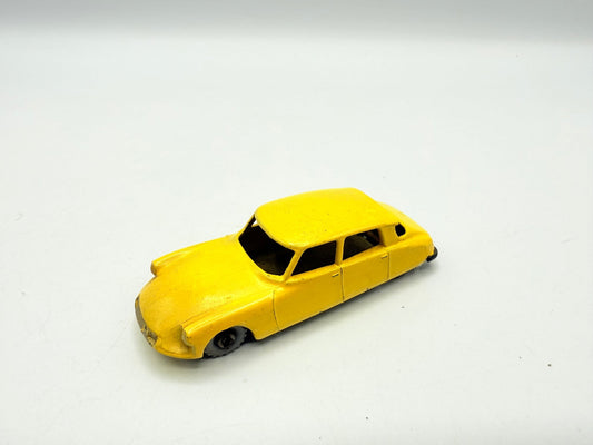Matchbox Lesney 66a Citroen DS19 GPW - Magic Matchbox