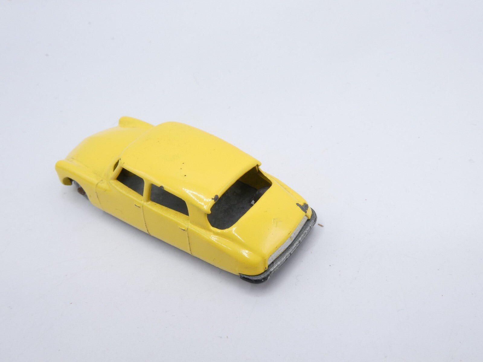 Matchbox Lesney 66a Citroen DS19 GPW SC1 Rare NO DOOR BRACES - Magic Matchbox