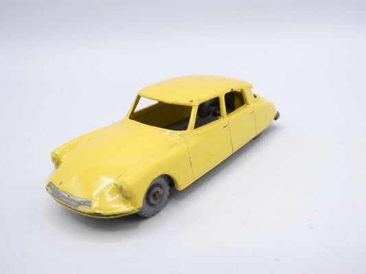 Matchbox Lesney 66a Citroen DS19 GPW SC1 Rare NO DOOR BRACES - Magic Matchbox
