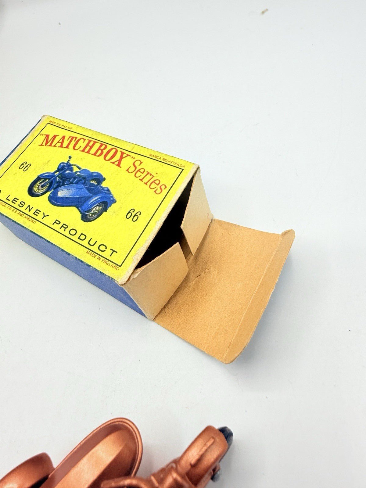 Matchbox Lesney 66b Harley Davidson motorcycle and side car - Magic Matchbox