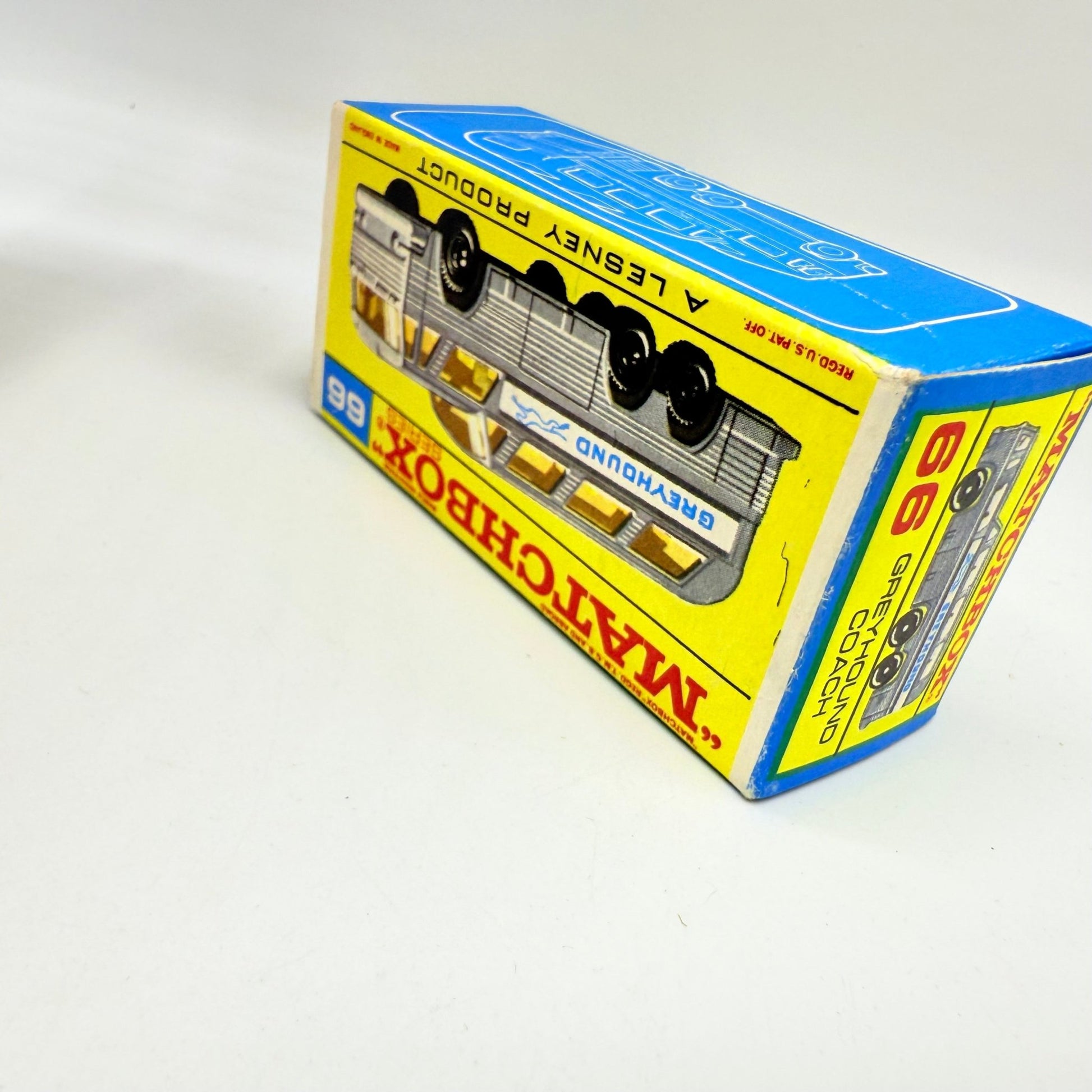 Matchbox Lesney 66c Greyhound Coach - Magic Matchbox