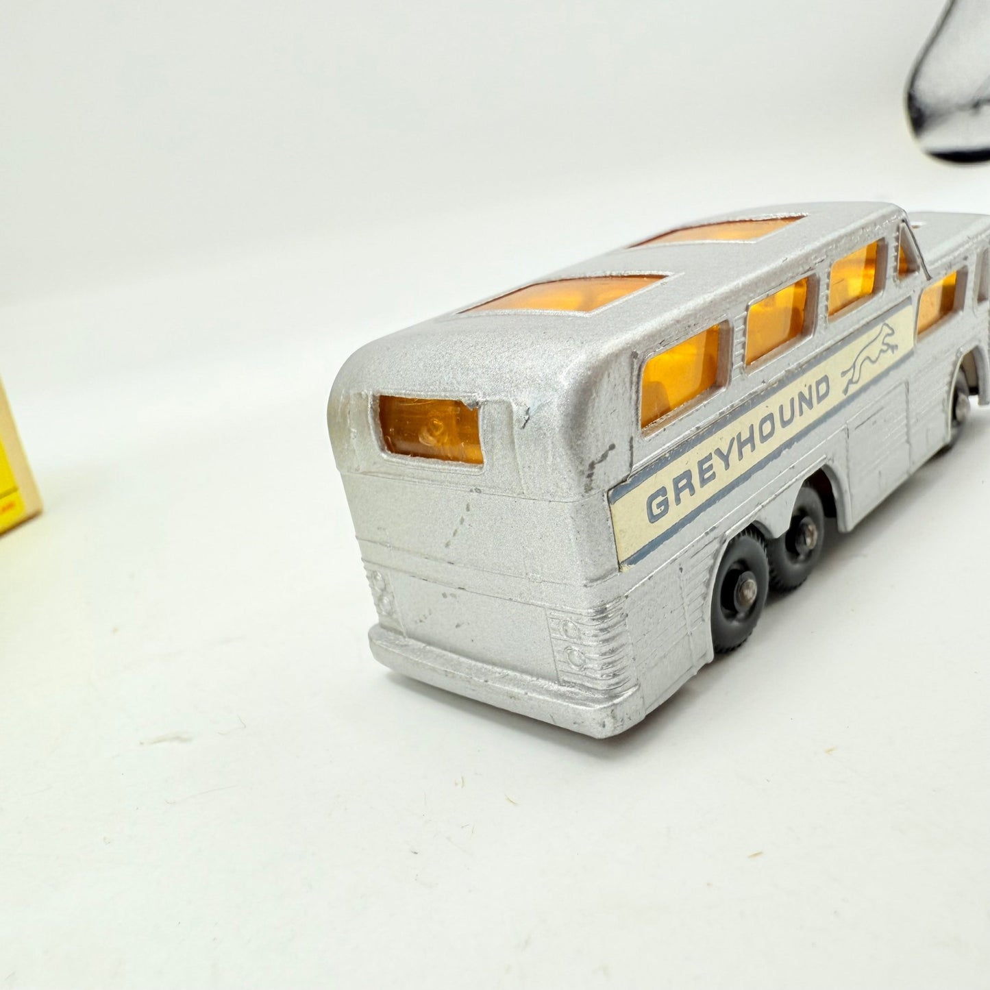 Matchbox Lesney 66c Greyhound Coach - Magic Matchbox