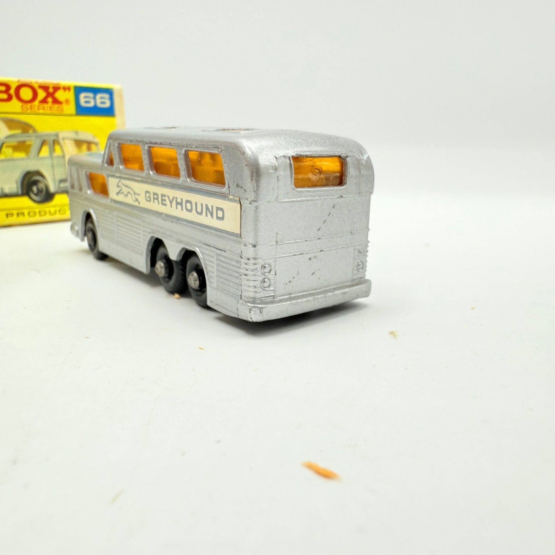 Matchbox Lesney 66c Greyhound Coach - Magic Matchbox