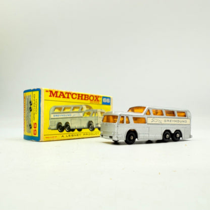 Matchbox Lesney 66c Greyhound Coach - Magic Matchbox