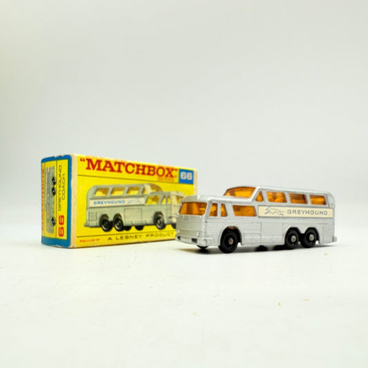 Matchbox Lesney 66c Greyhound Coach - Magic Matchbox