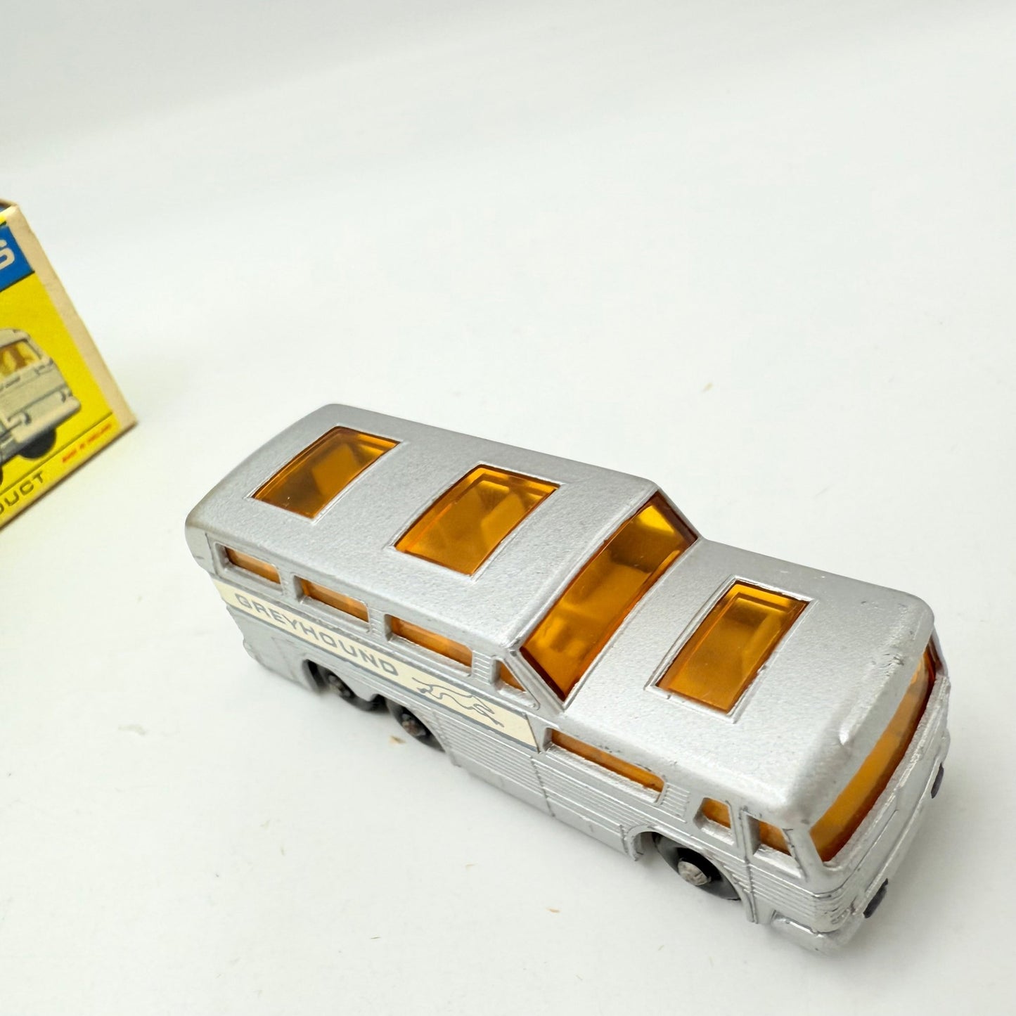 Matchbox Lesney 66c Greyhound Coach - Magic Matchbox