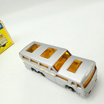 Matchbox Lesney 66c Greyhound Coach - Magic Matchbox