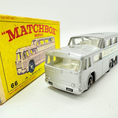 Matchbox Lesney 66c Greyhound Coach Clear Windows - Magic Matchbox