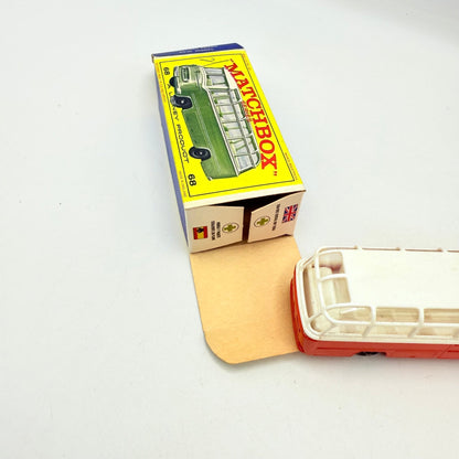 Matchbox Lesney 68b Mercedes Coach - Magic Matchbox