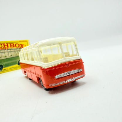 Matchbox Lesney 68b Mercedes Coach - Magic Matchbox