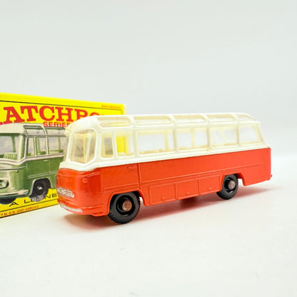 Matchbox Lesney 68b Mercedes Coach - Magic Matchbox