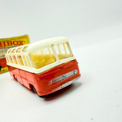 Matchbox Lesney 68b Mercedes Coach - Magic Matchbox