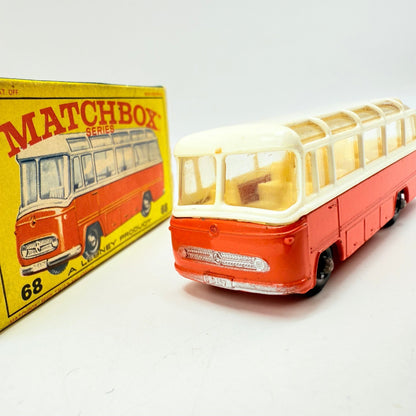 Matchbox Lesney 68b Mercedes Coach - Magic Matchbox