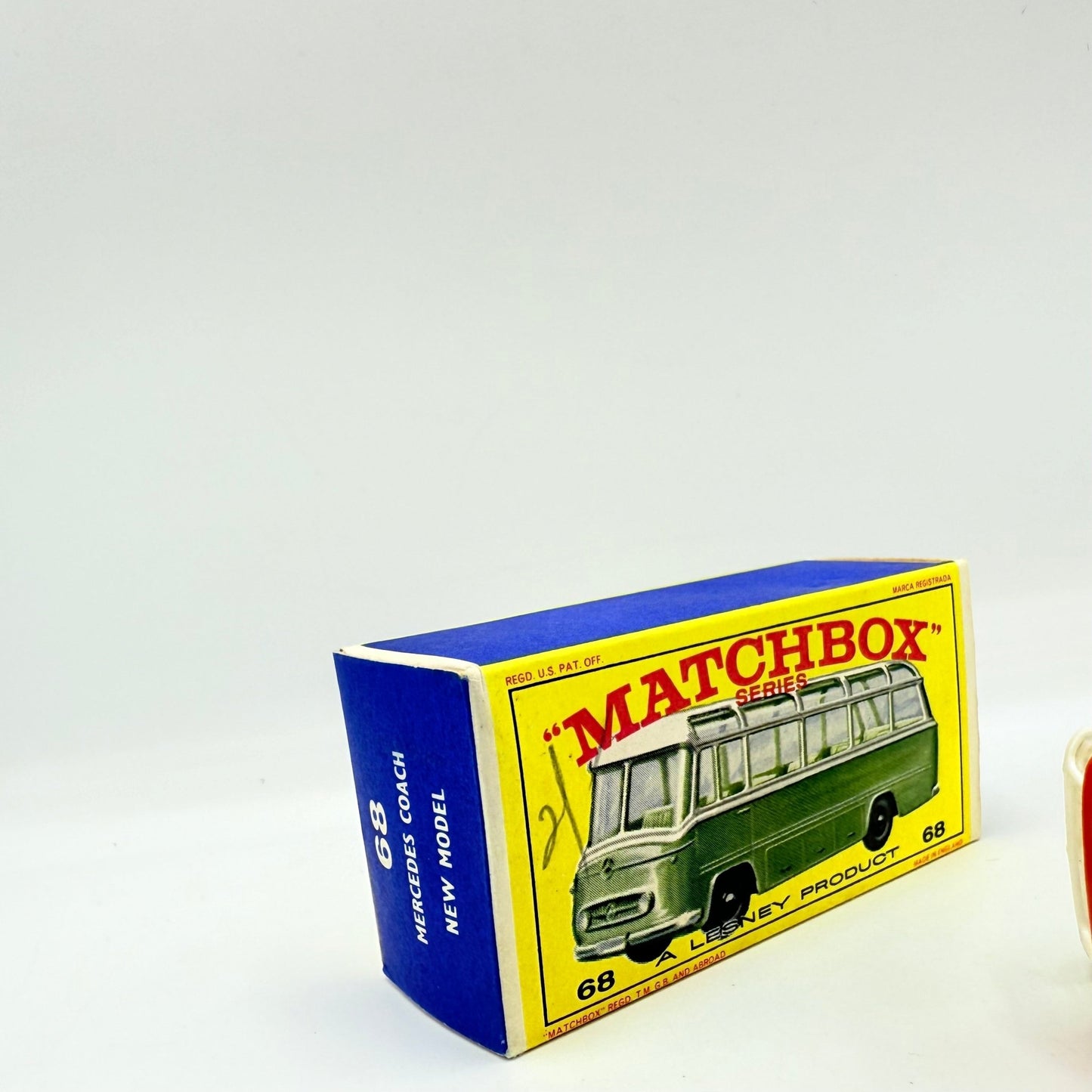 Matchbox Lesney 68b Mercedes Coach - Magic Matchbox