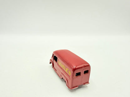 Matchbox Lesney 69a Commer Nestle's Van GPW - Magic Matchbox