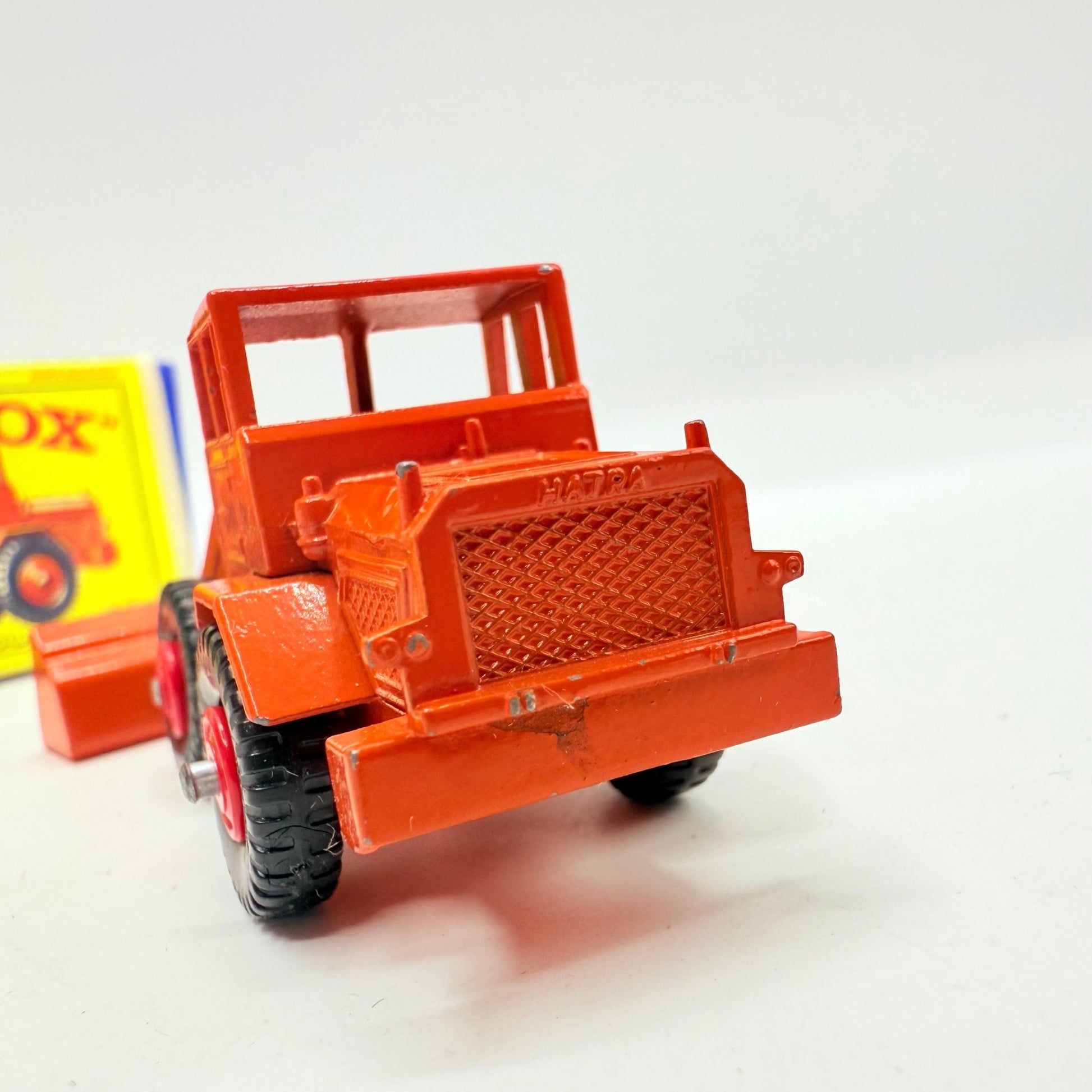 Matchbox Lesney 69b Hatra Shovel Orange - Magic Matchbox