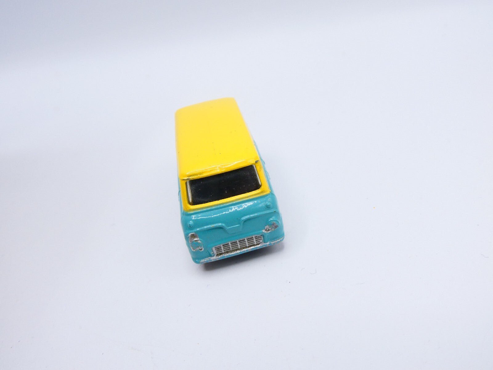 Matchbox Lesney 70a Ford Thames Estate GPW - Magic Matchbox