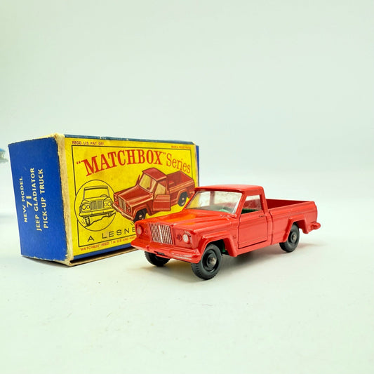 Matchbox Lesney 71b Gladiator Jeep GREEN INTERIOR - Magic Matchbox