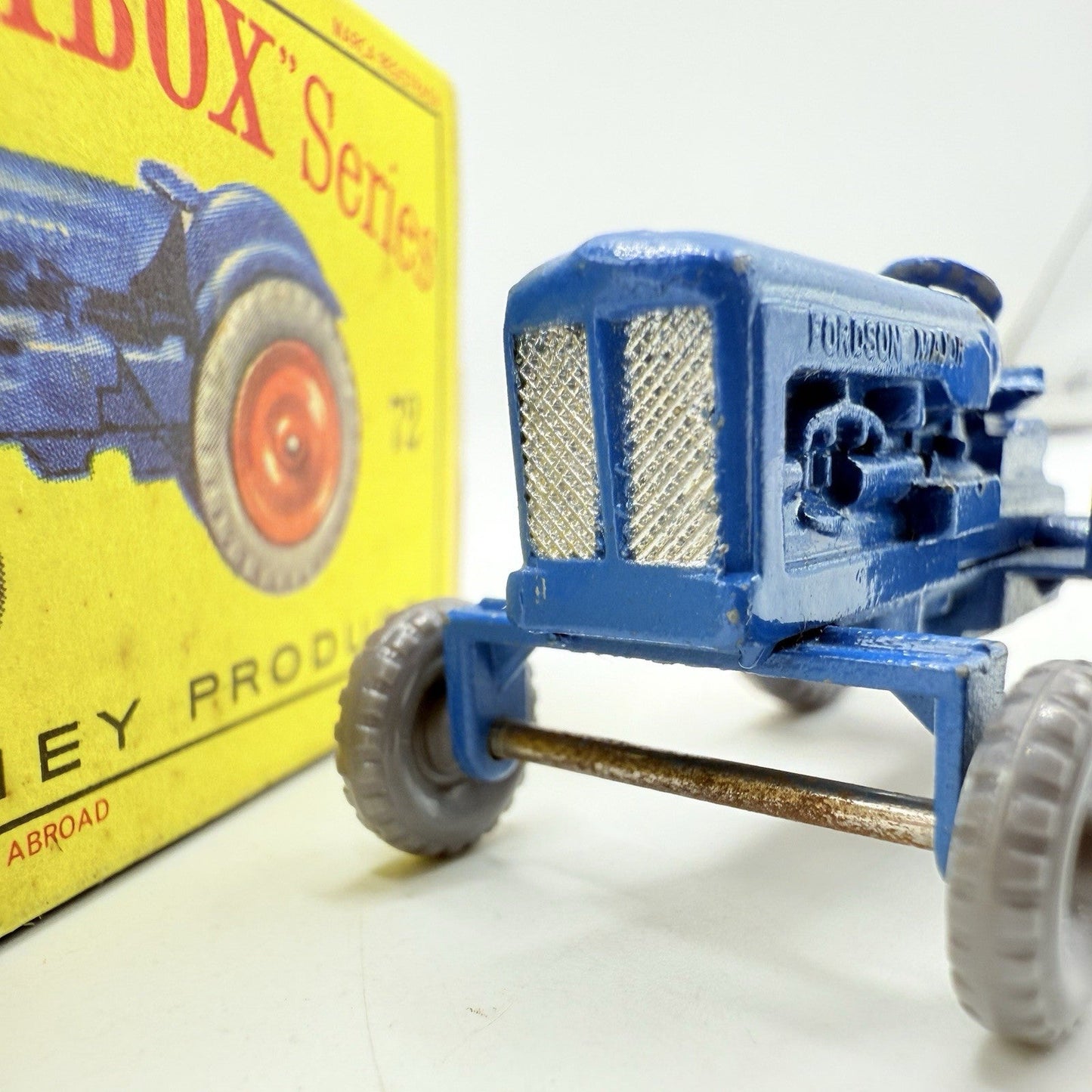 Matchbox Lesney 72a Fordson Tractor Grey Tyres - Magic Matchbox