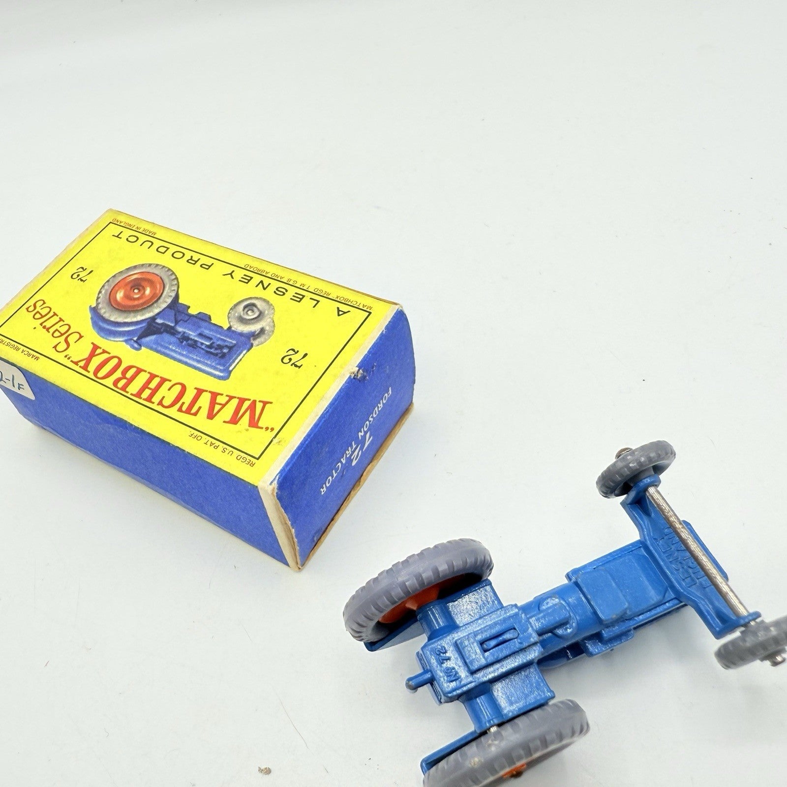 Matchbox Lesney 72a Fordson Tractor Grey Tyres - Magic Matchbox