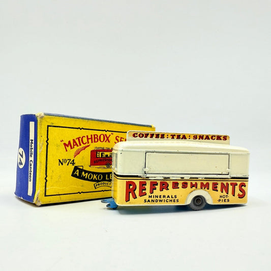 Matchbox Lesney 74a Mobile Refreshments Canteen Off - White GPW - Magic Matchbox