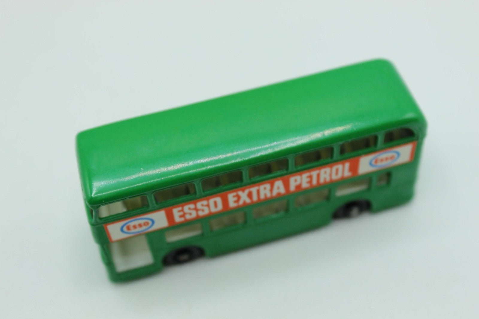 Matchbox Lesney 74b Daimler Bus - Magic Matchbox