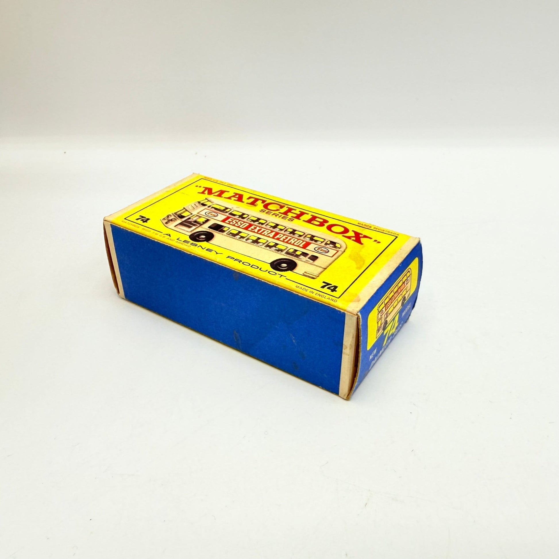 Matchbox Lesney 74b Daimler Bus - Magic Matchbox