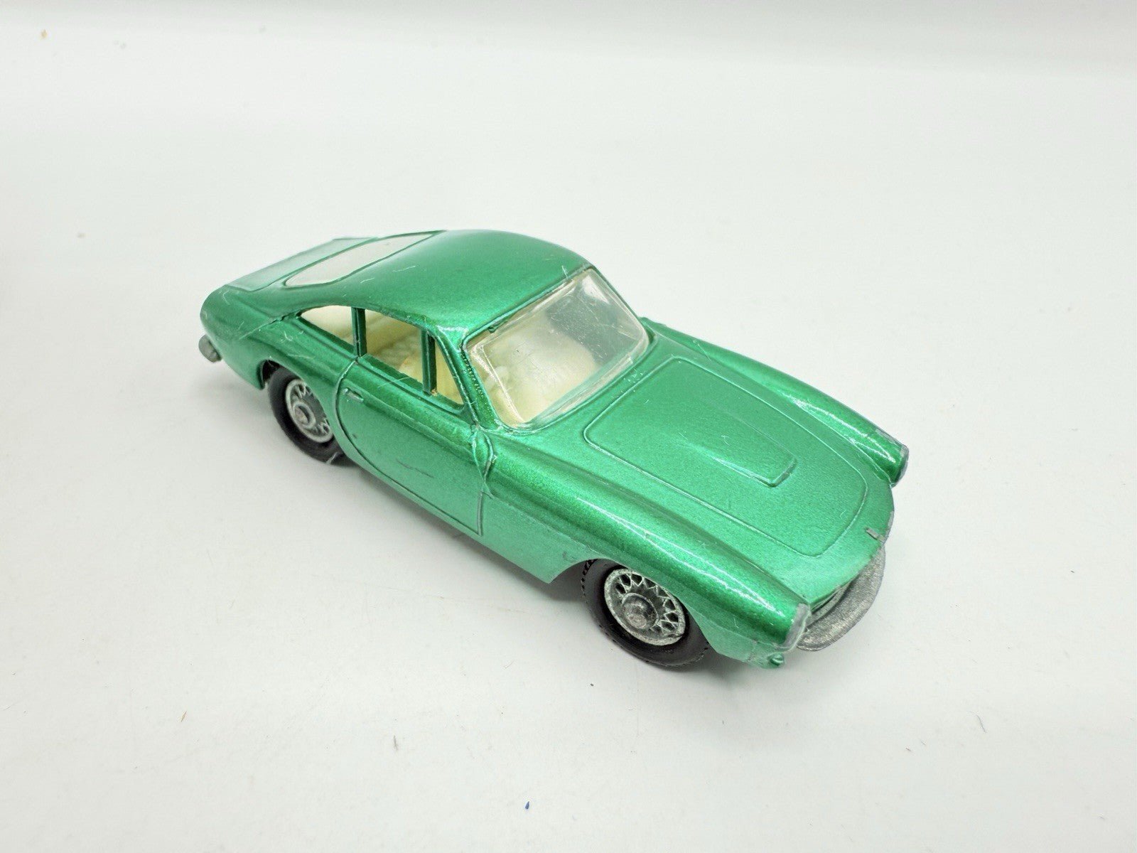Matchbox Lesney 75b Ferrari Berlinetta - Magic Matchbox