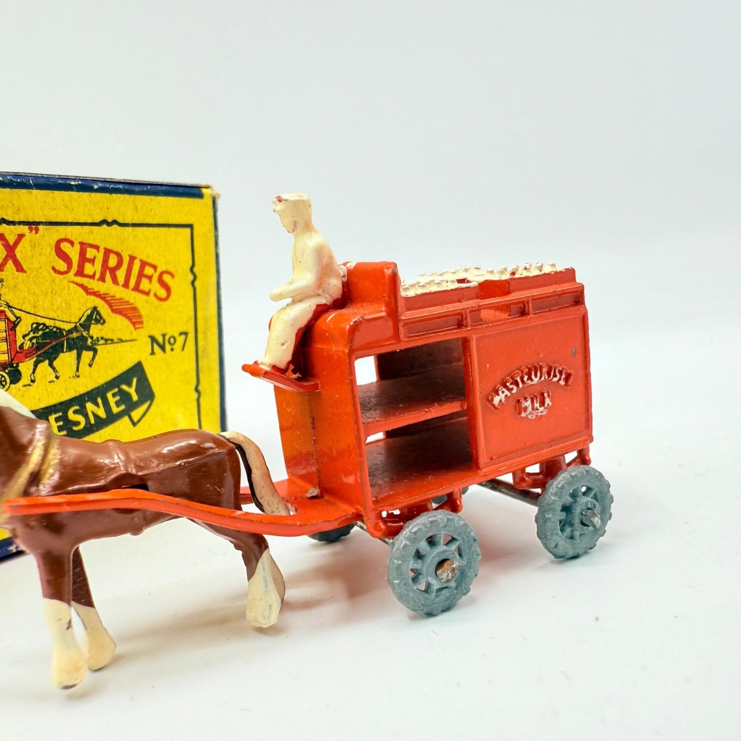 Matchbox Lesney 7a Horse Drawn Milk Float - Magic Matchbox