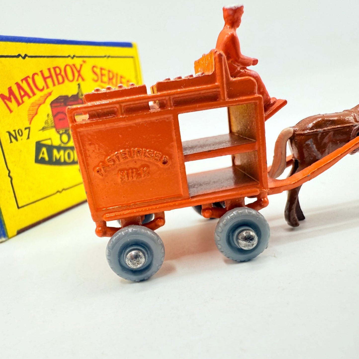 Matchbox Lesney 7a Horse Drawn Milk Float GPW - Magic Matchbox