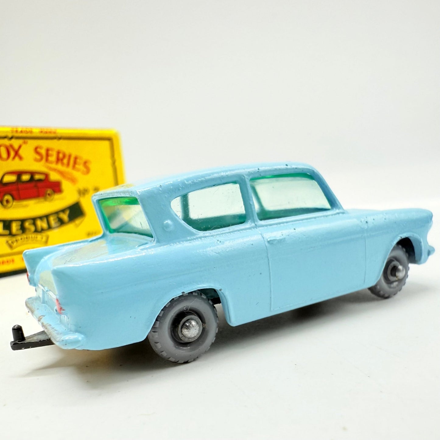 Matchbox Lesney 7b Ford Anglia GPW - Magic Matchbox