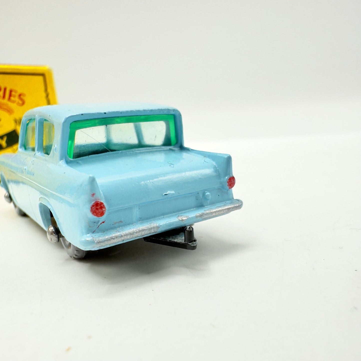 Matchbox Lesney 7b Ford Anglia GPW - Magic Matchbox